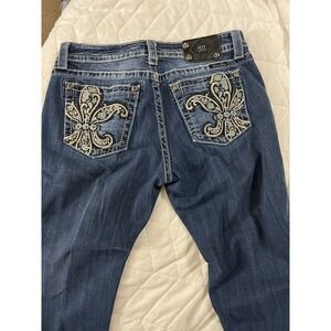Miss Me Signature Cuffed Boyfriend Capri Rodeo Jeans 28x26 Rhinestone
